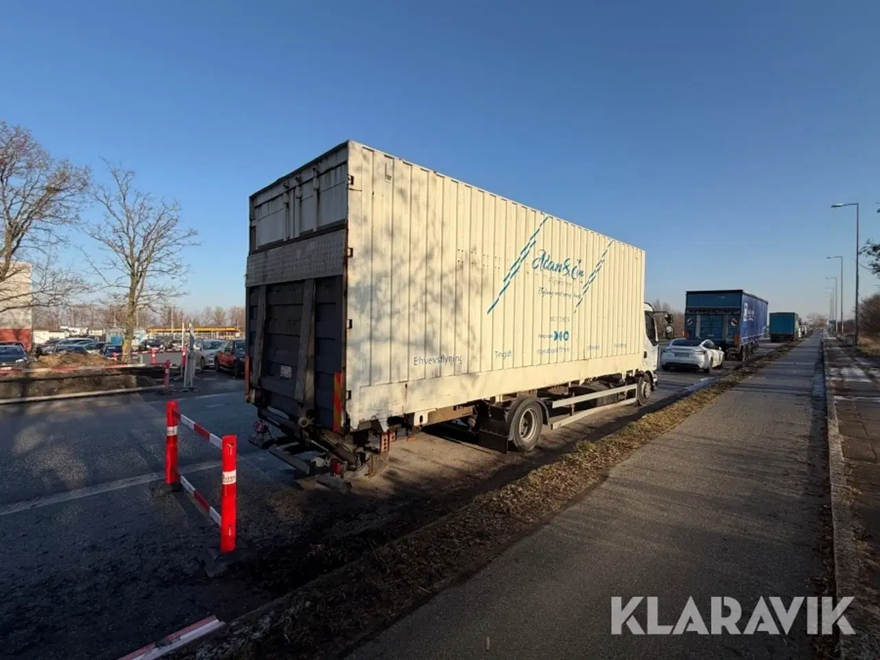 Billede 3 - Renault lastbil – med skiftelad, lift og container Renault Midlum
