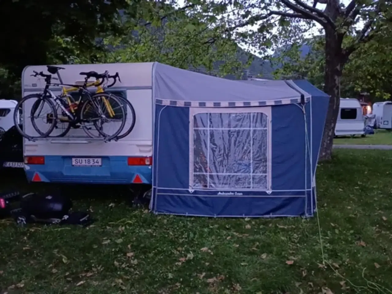Billede 5 - Adria Unica 462 Campingvogn Årgang 2002 med MOVER