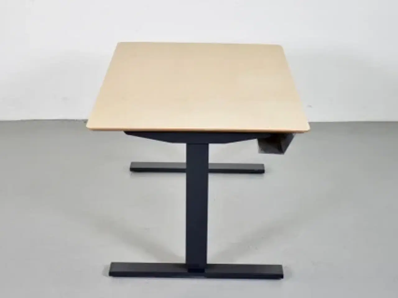 Billede 2 - Scan office hæve-/sænkebord i birk, 120 cm.