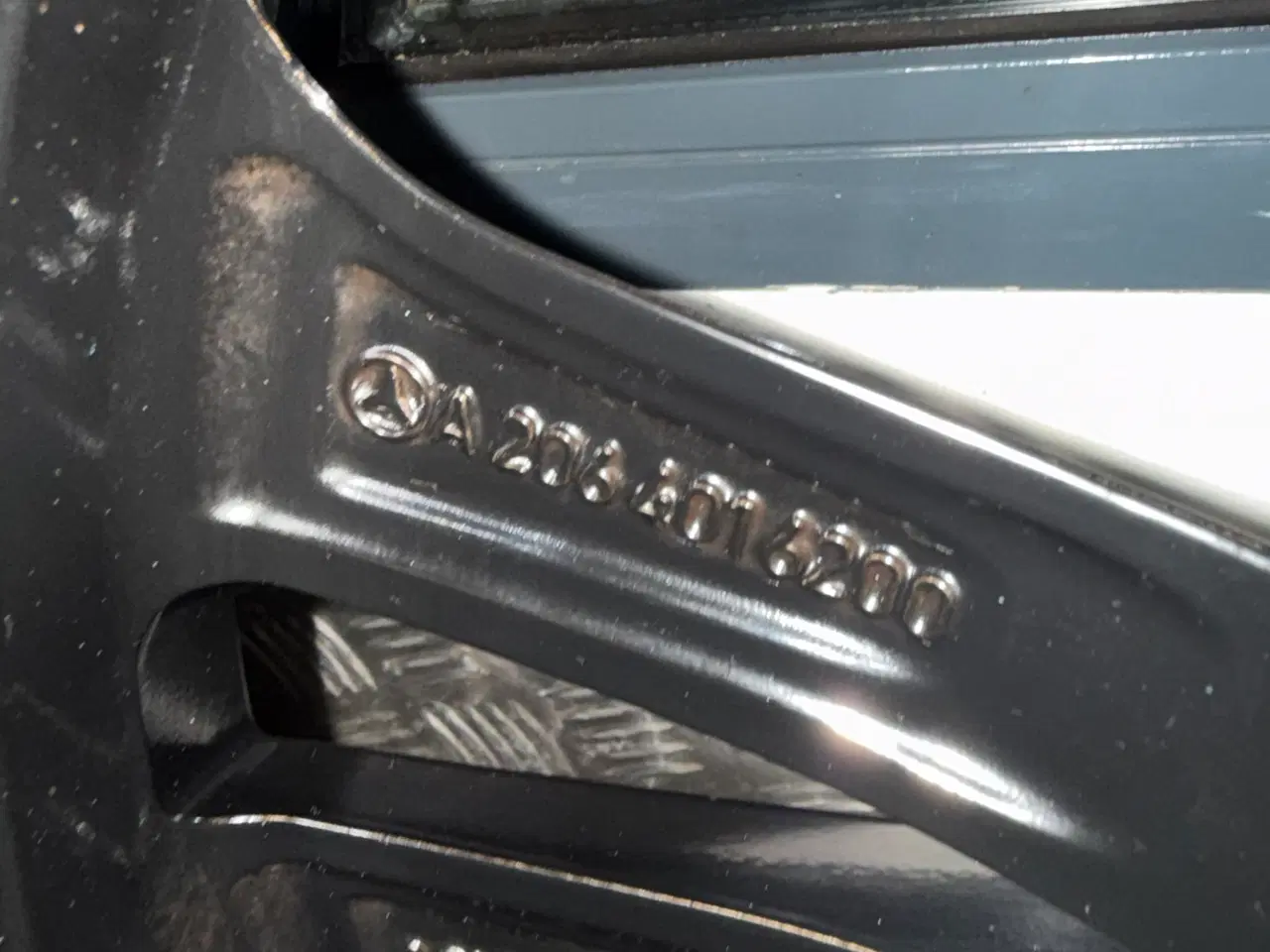 Billede 6 - Originale 18” Mercedes alufælge med vinterdæk