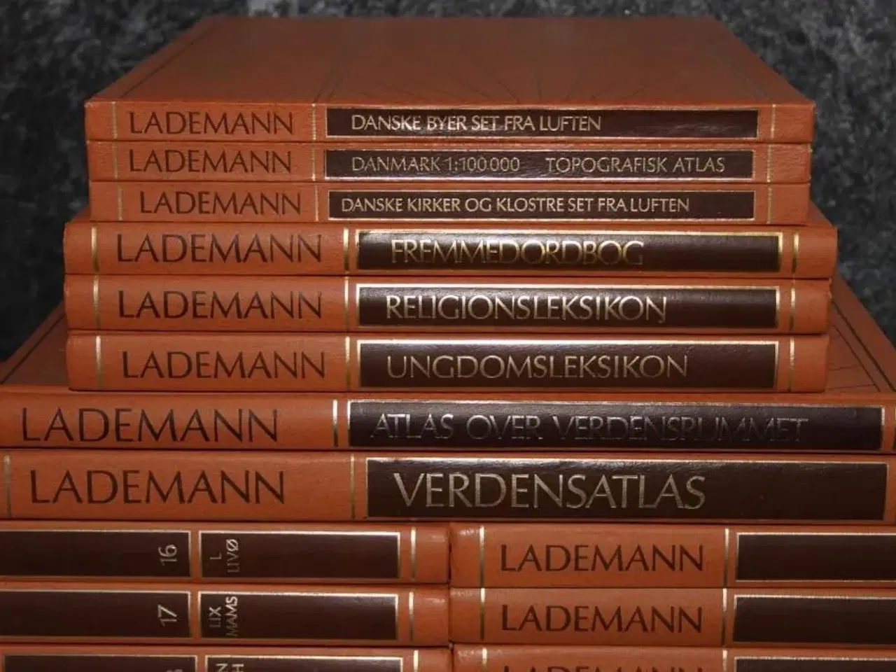 Billede 2 - Lademann Leksikon 30 bind