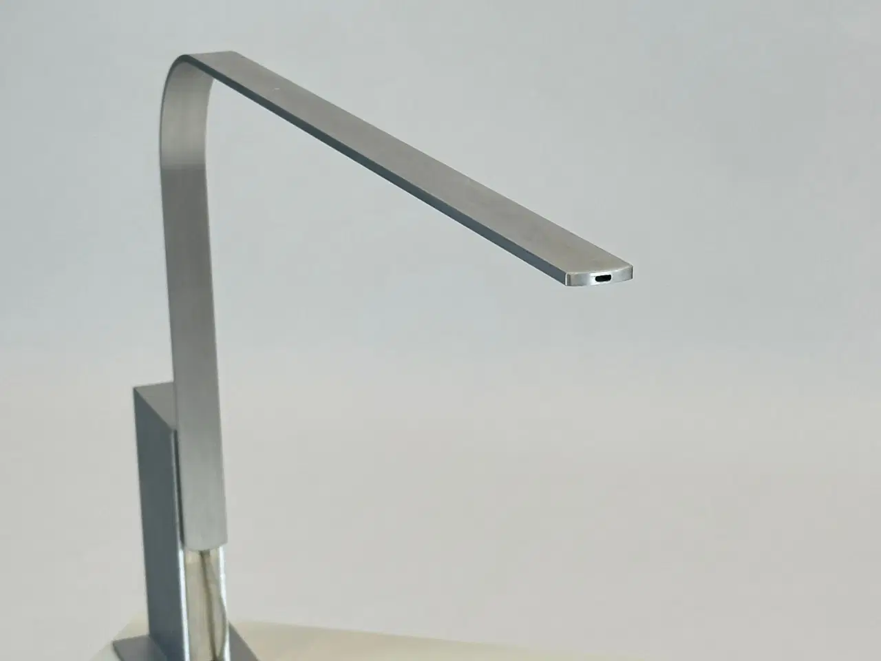 Billede 6 - Pablo Designs | LIM Bordlampe