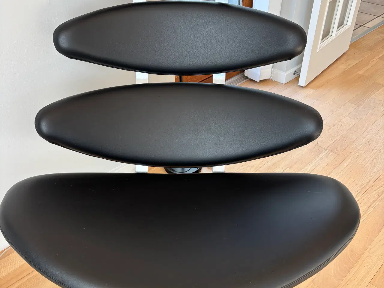 Billede 1 - Ny lænestol med skammel 