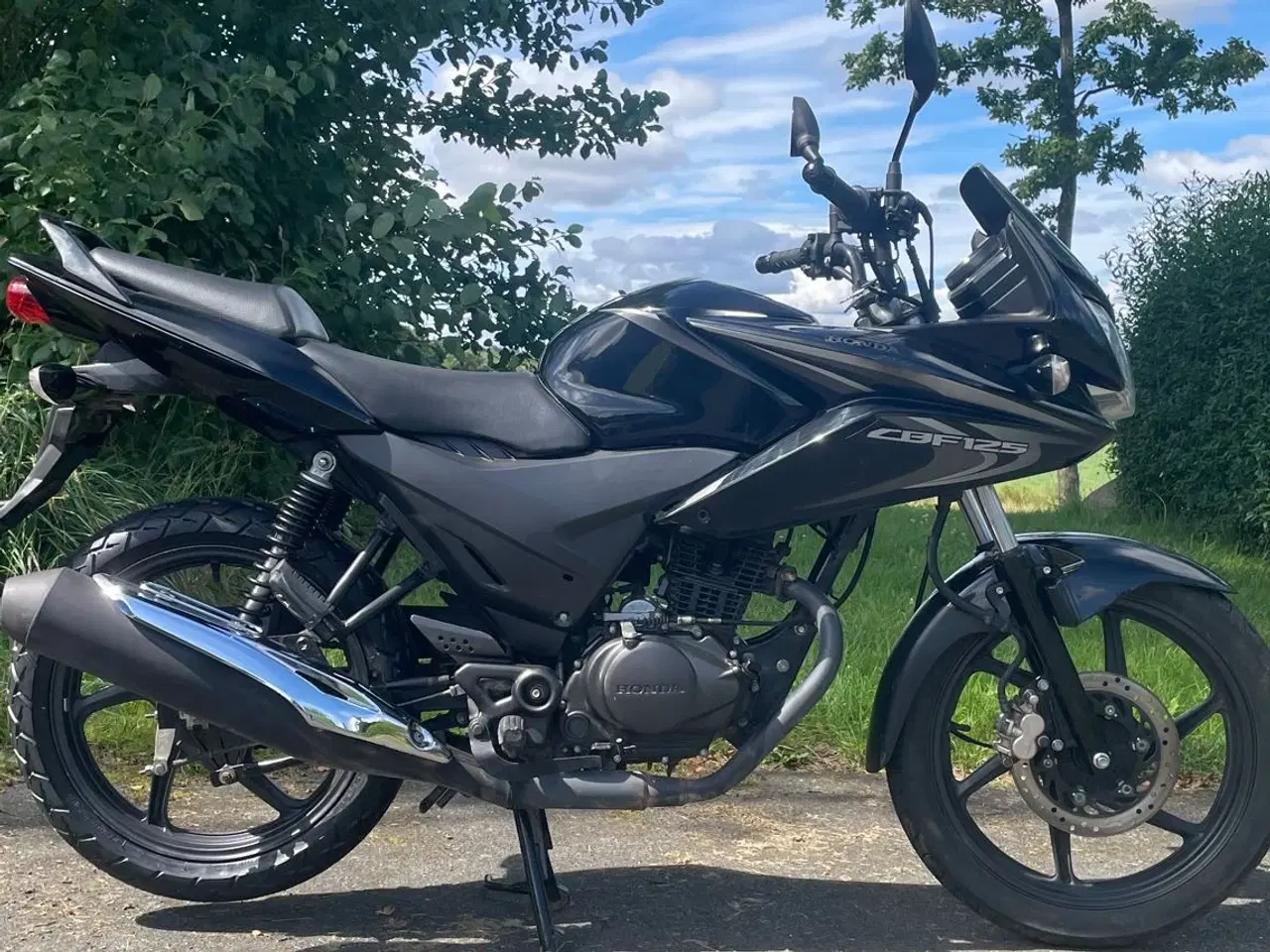 Billede 1 - Honda CBF 125. Økonomisk begynder /pendler mc.