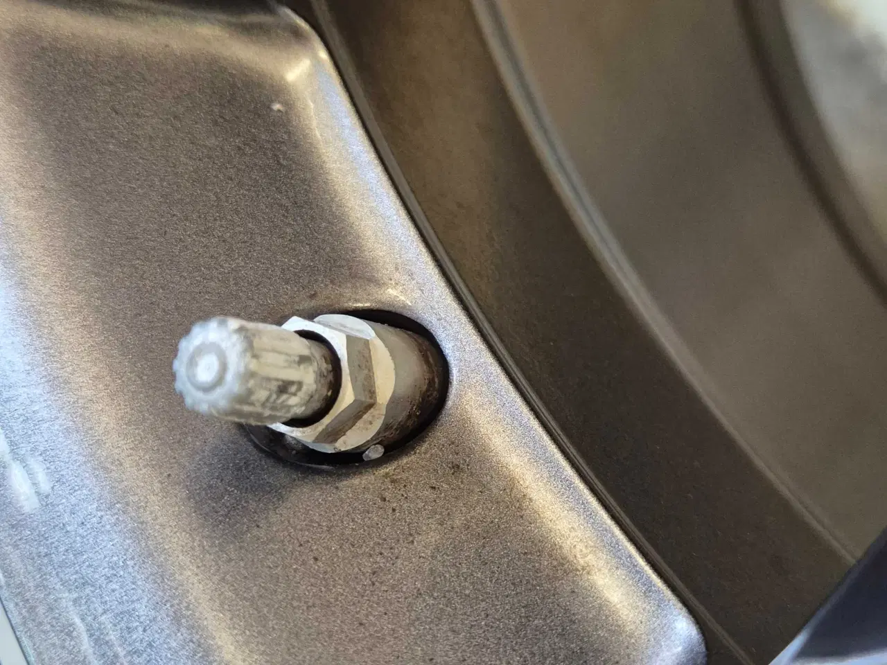 Billede 5 - E-KLASSE MERCEDES ORIGINAL ALUFÆLGE MED SOMMERDÆK