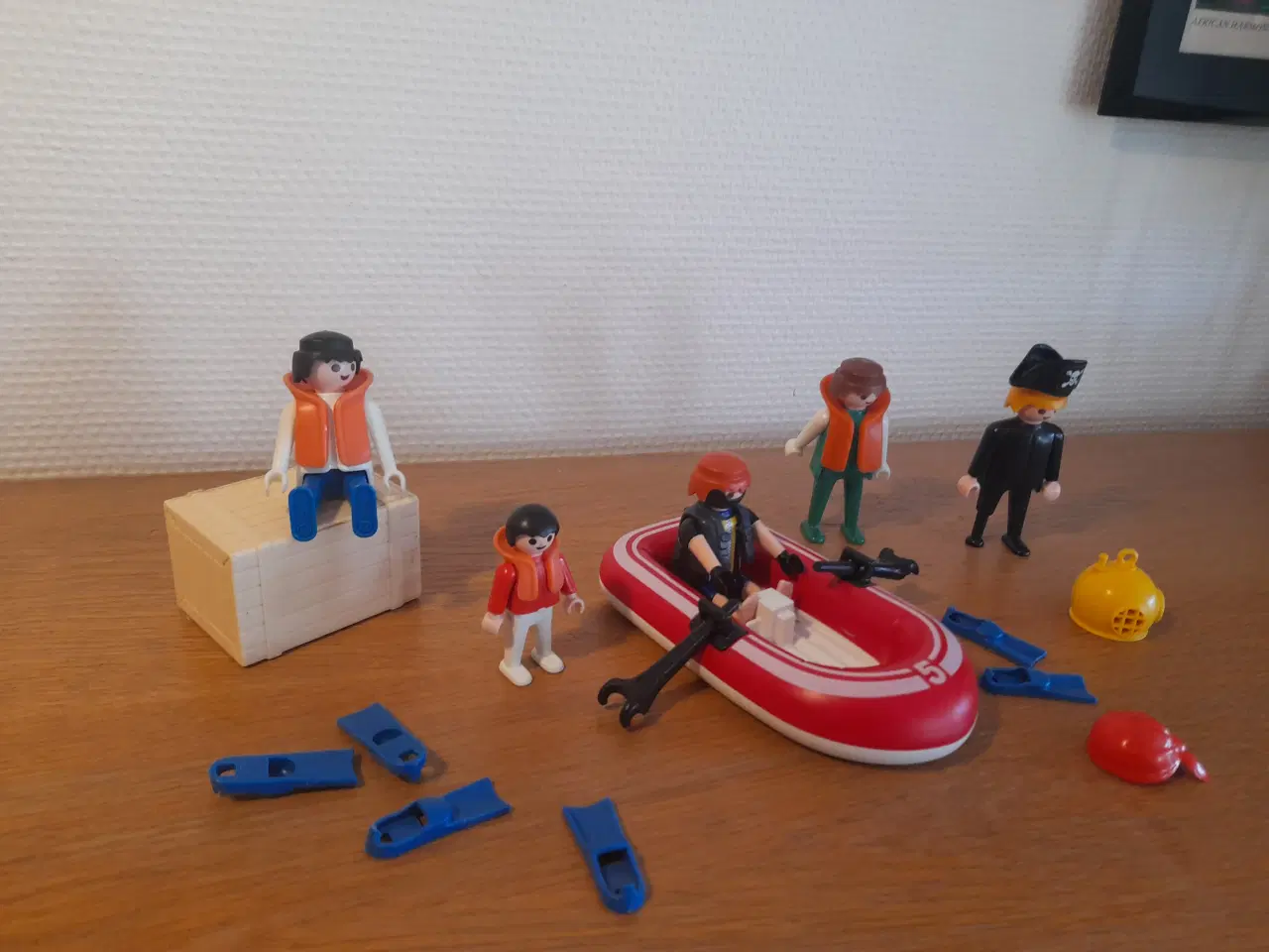 Billede 1 - Playmobil: Gummibåd, mænd med redningsveste m.m