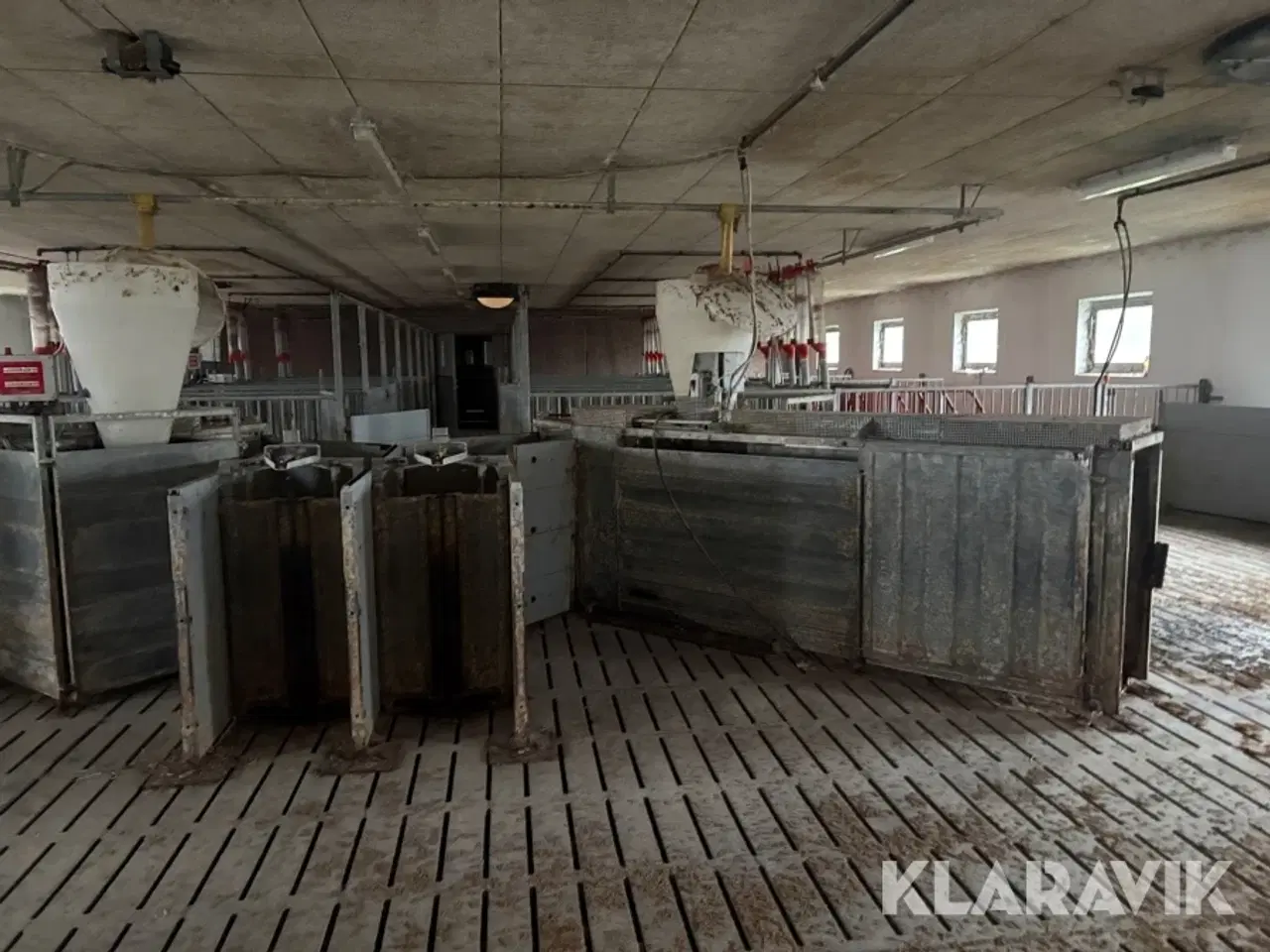 Billede 2 - Komplet grisestald alt inventar medfølger