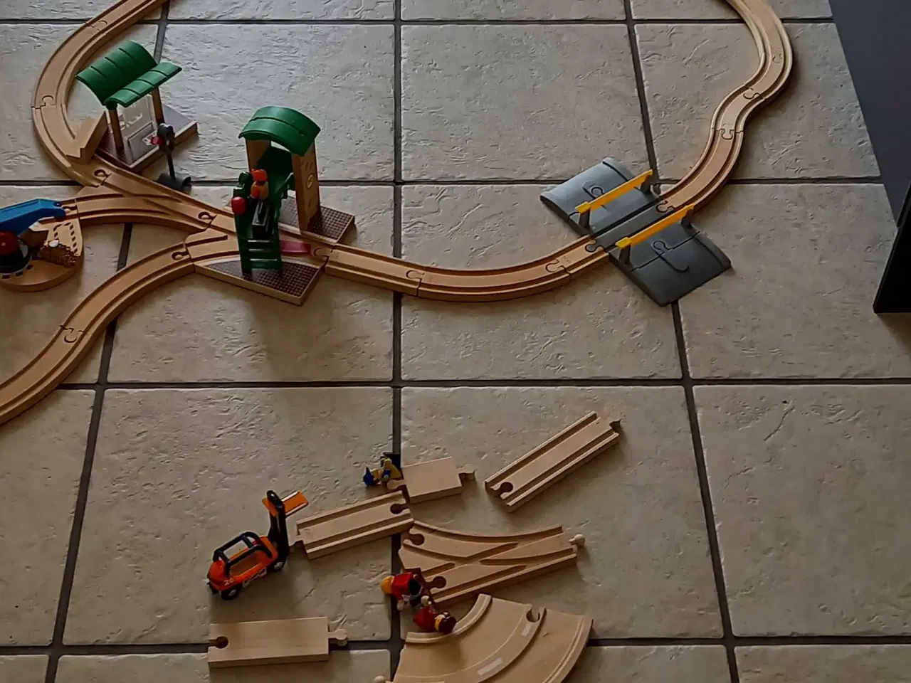 Billede 1 - Brio togbane 