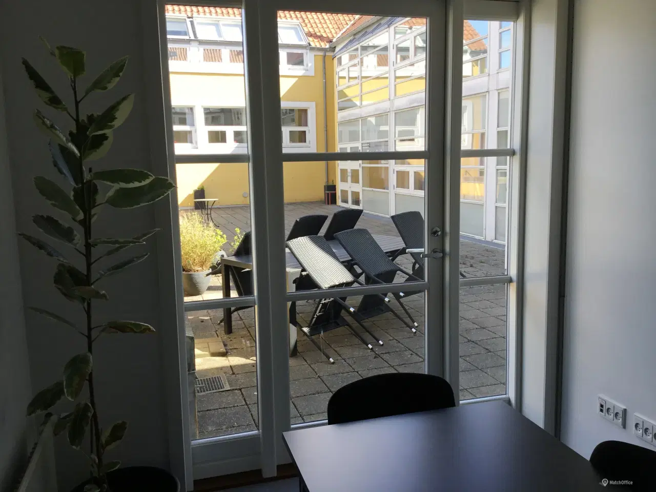 Billede 11 - Pæne kontorer med terasse