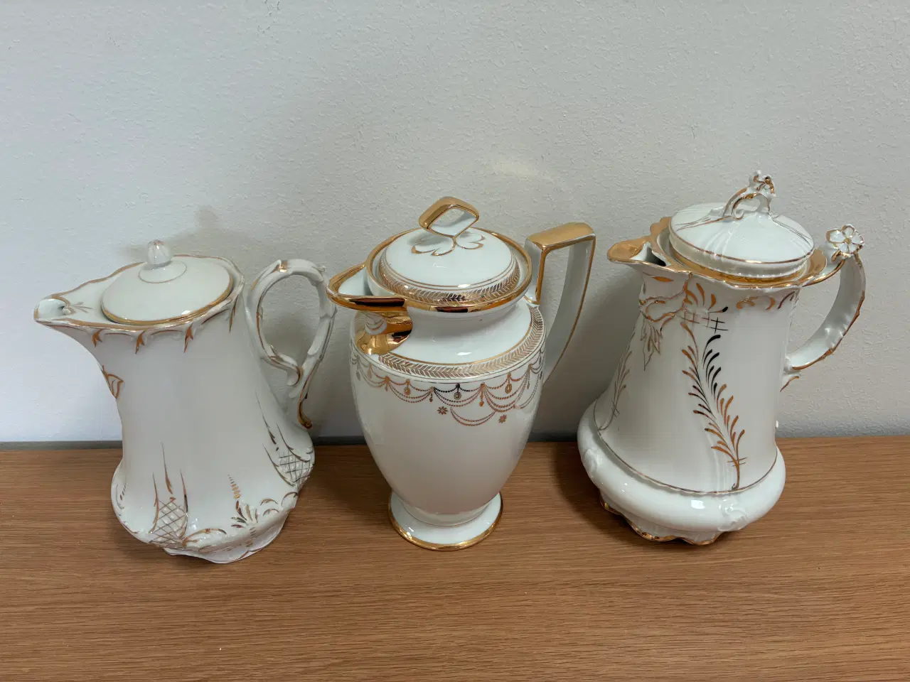 Billede 2 - GAMLE CHOKOLADEKANDER  MED LÅG / SAMLEOBJEKTER