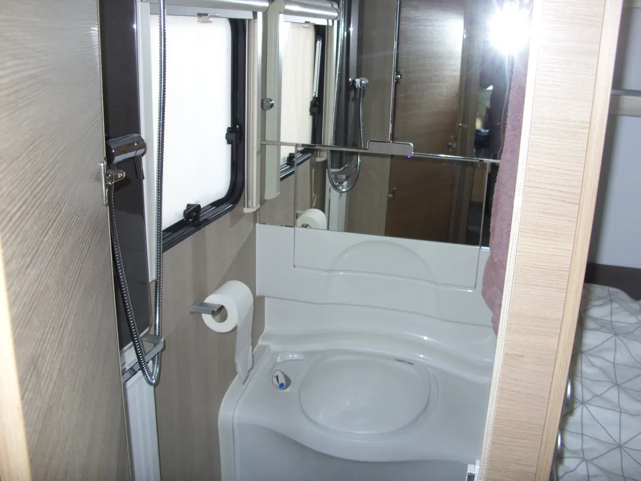 Billede 13 - Adria  Adora 522 50 års model
