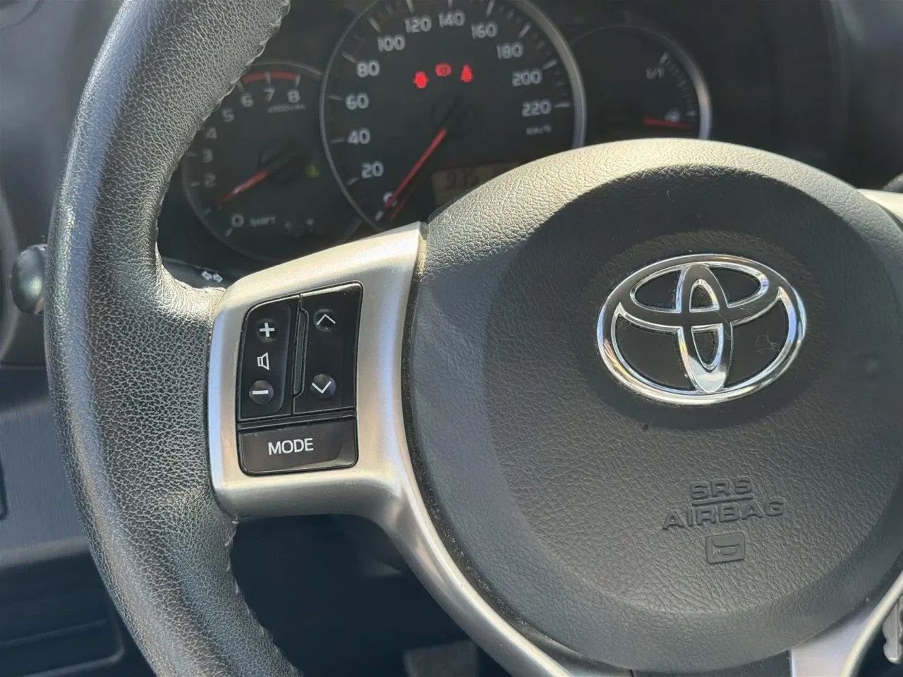 Billede 11 - Toyota Yaris 1,0 VVT-I T2 Style 69HK 5d