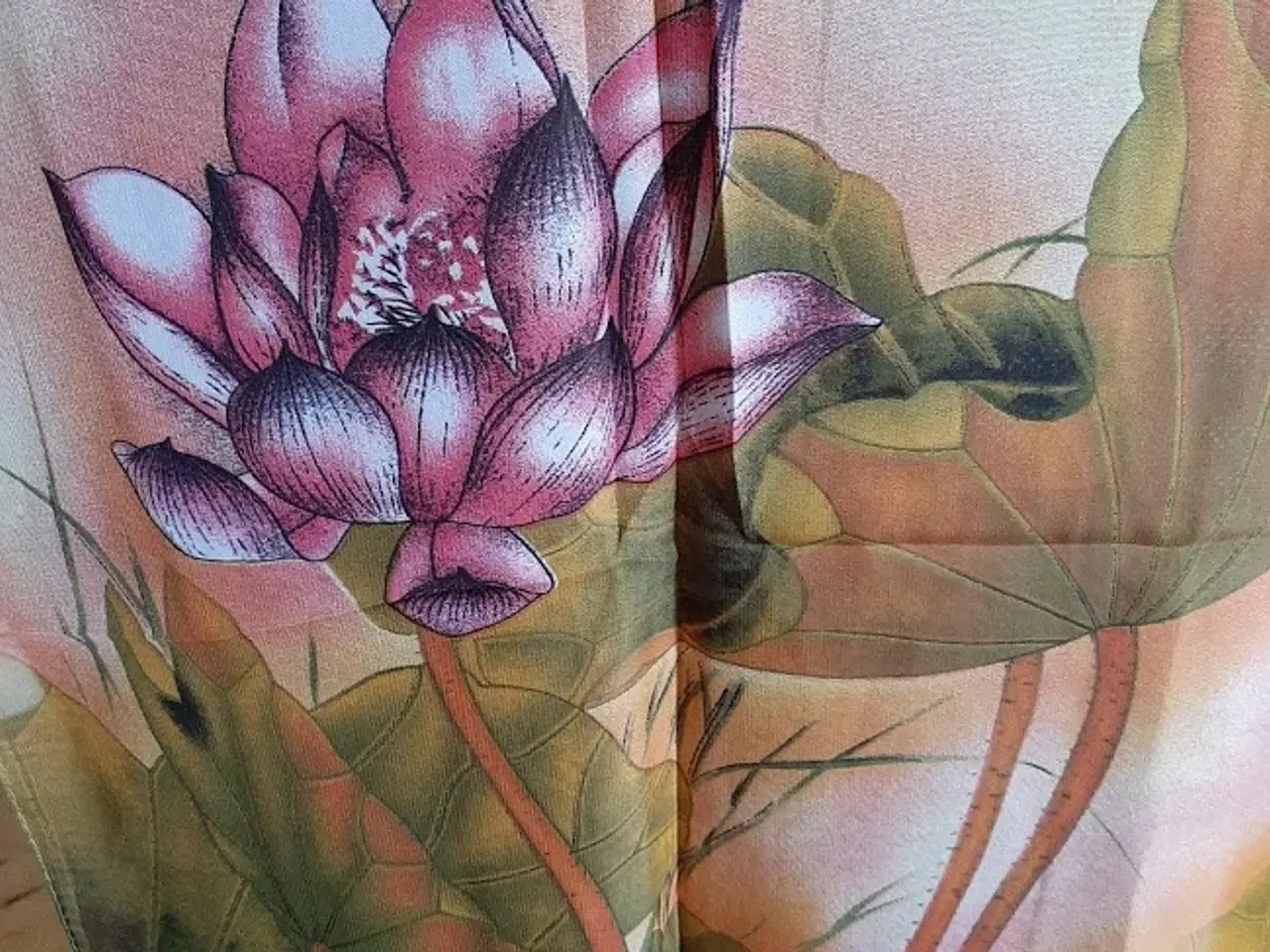Billede 7 - Tørklæder-i multifarvet,m.skønne blomster print