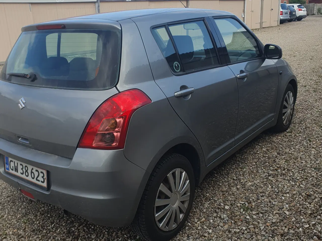 Billede 3 - Suzuki  Swift 1,3 diesel  ddis 2008