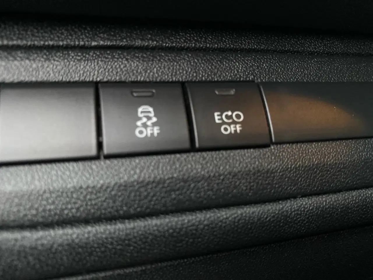 Billede 15 - Peugeot 208 1,2 e-Vti Envy ESG 82HK 5d Aut.