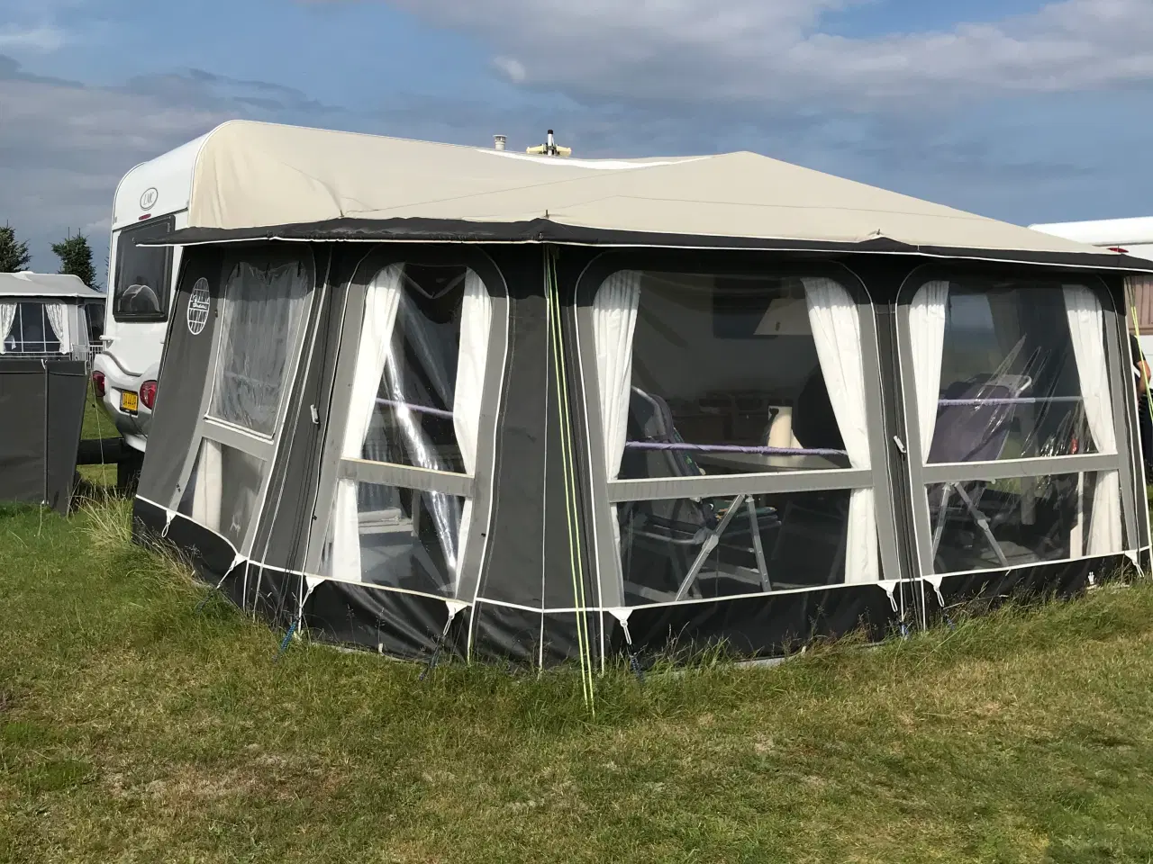 Billede 8 - Nysynet LMC campingvogn 475 RD fra 2008