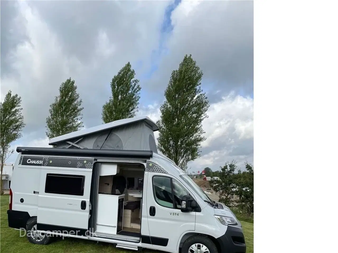 Billede 6 - 2024 - Chausson First Line V594 Pop-Up   Den korte van nu med pop-up tag. 140Hk. Tilbehørspakke, Connectpakke, Articpakke, markise og solpanel.