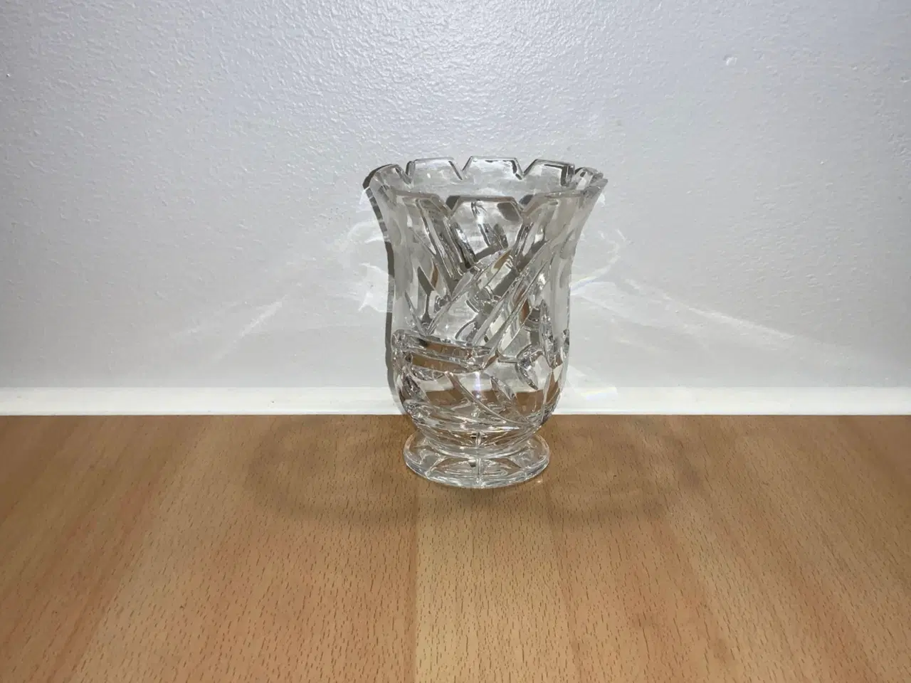 Billede 1 - Vase, Krystal