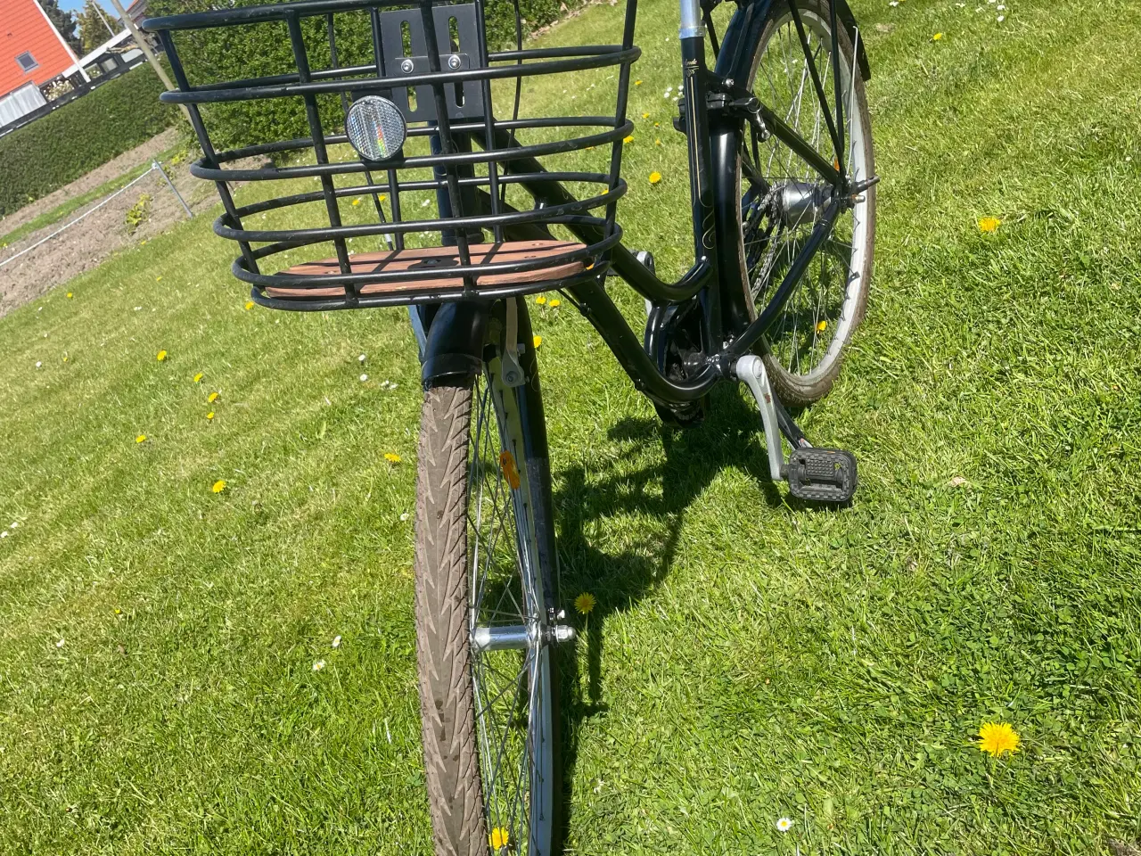 Billede 1 - Næsten ubrugt cykel..