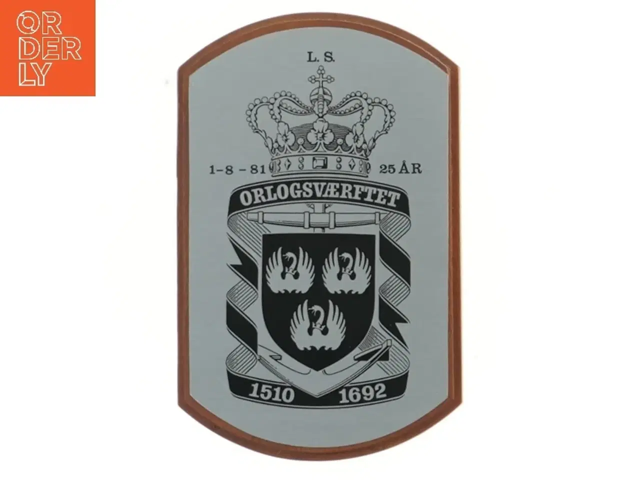 Billede 1 - Træskilt med våbenskjold (str. 16x10 cm)