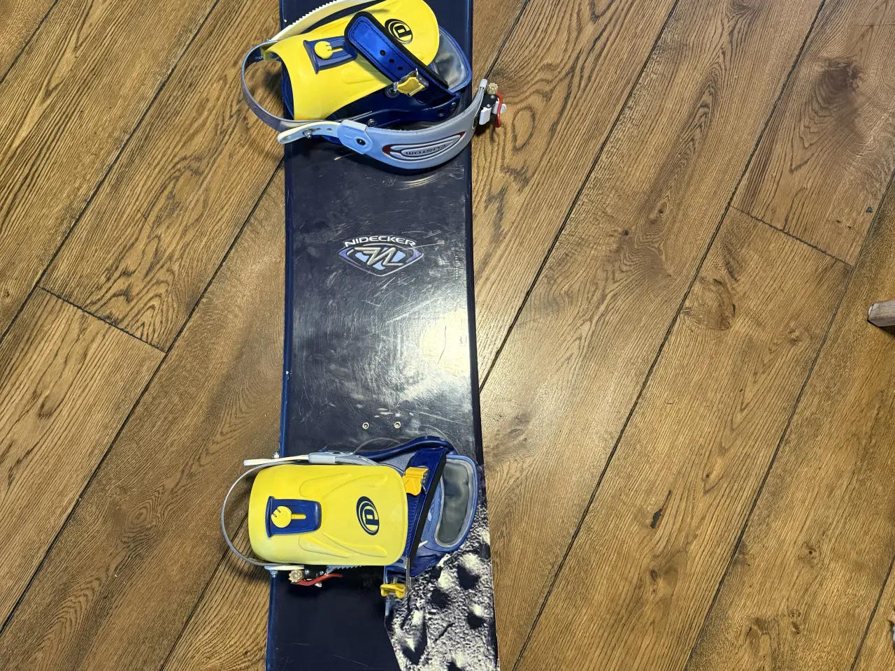 Billede 1 - Snowboard Nidecker 