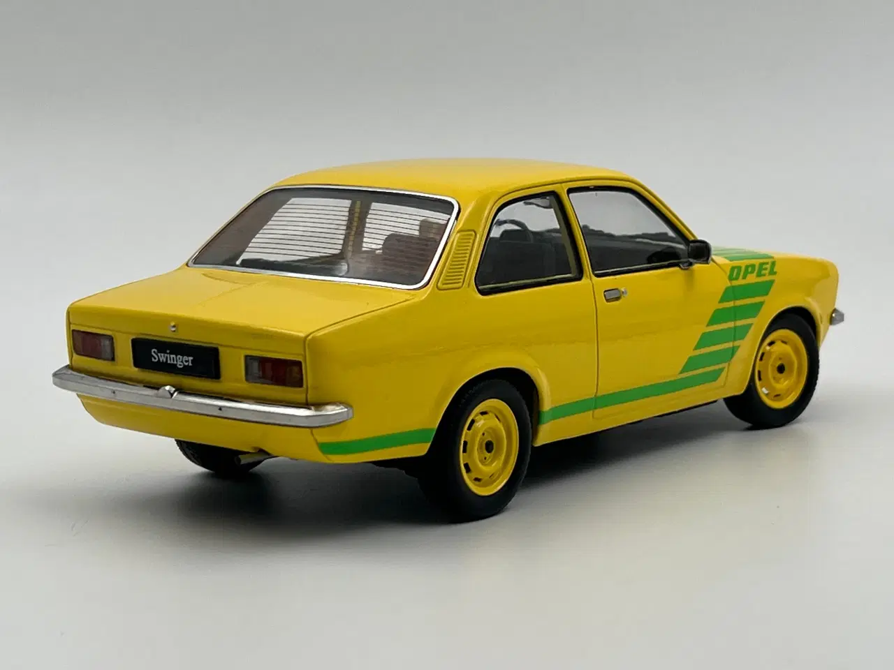 Billede 3 - 1975 Opel Kadett C Swinger 1:18
