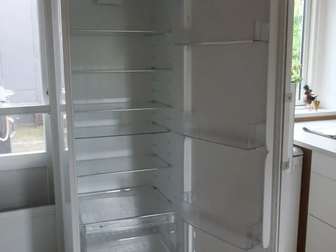 Billede 2 - Køleskab ELECTROLUX LRS2DE39W