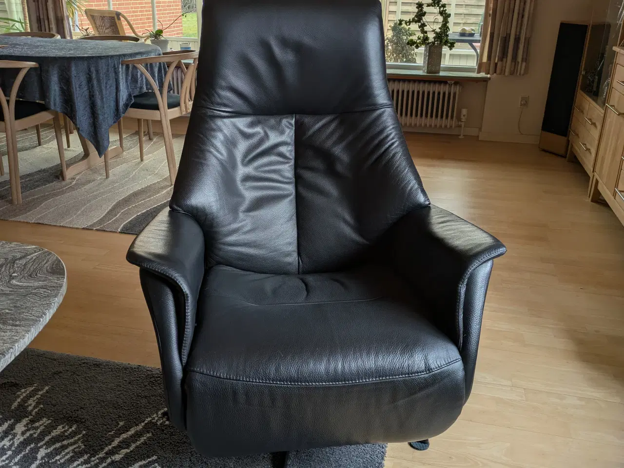 Billede 3 - Dreje/vippe, læder overalt