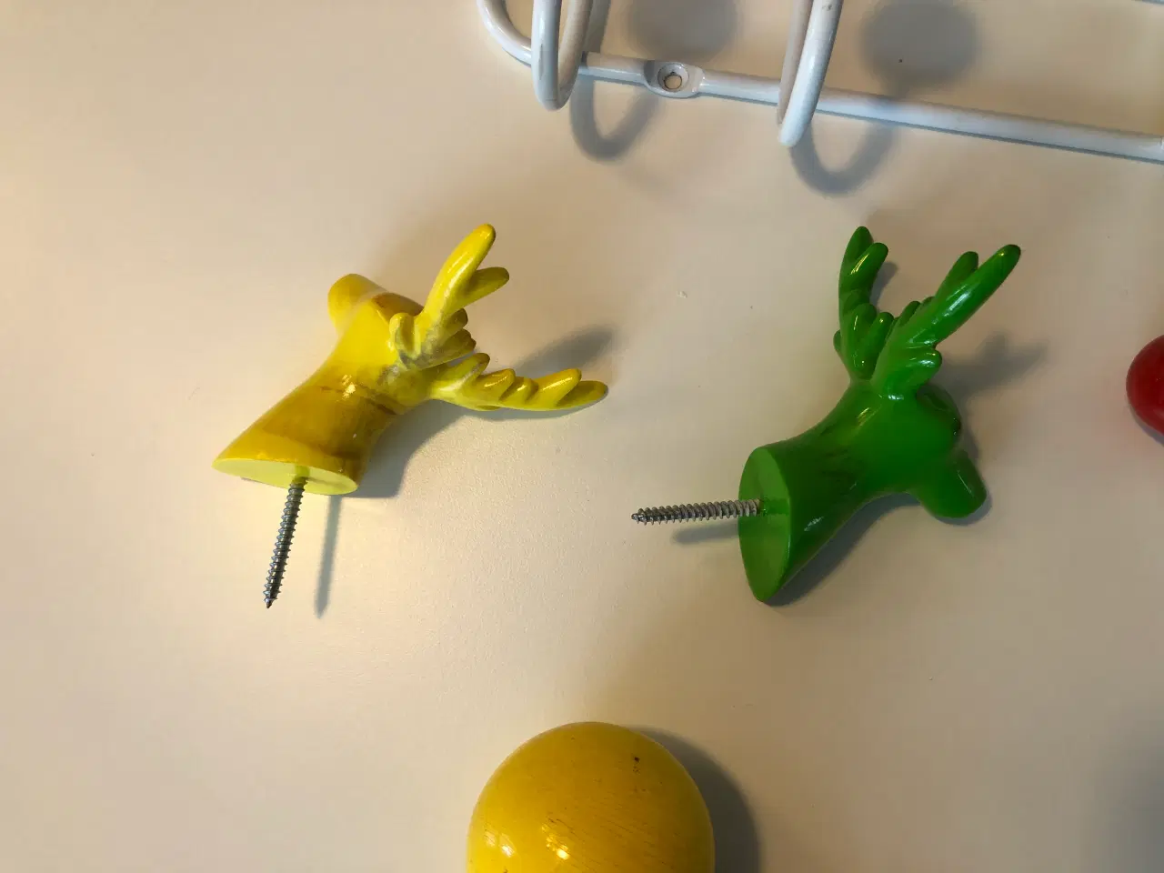 Billede 3 - Knagerække i flotte farver