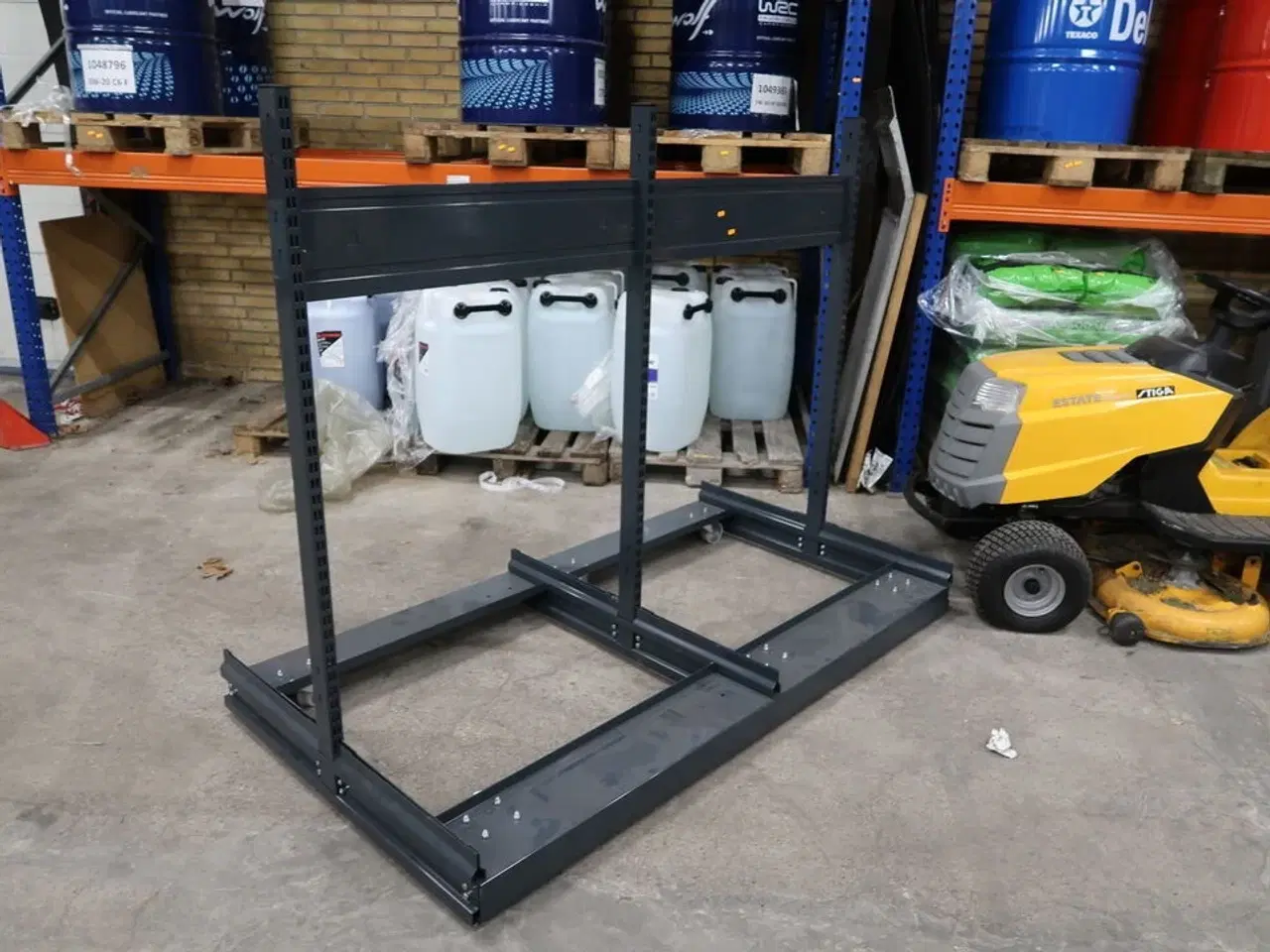 Billede 2 - Butiksreol