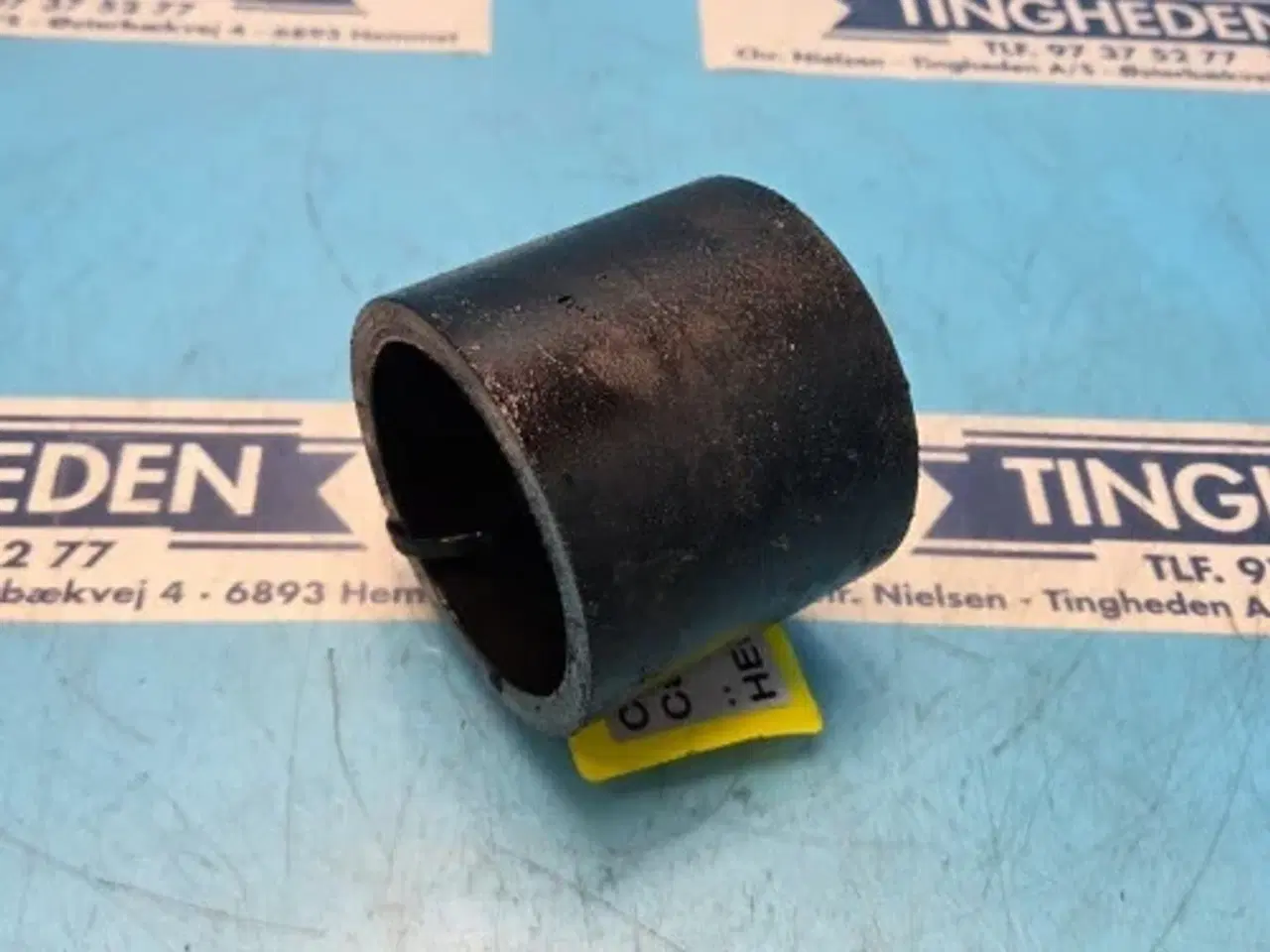 Billede 7 - Case 8010 Afstandsstykke 87280592