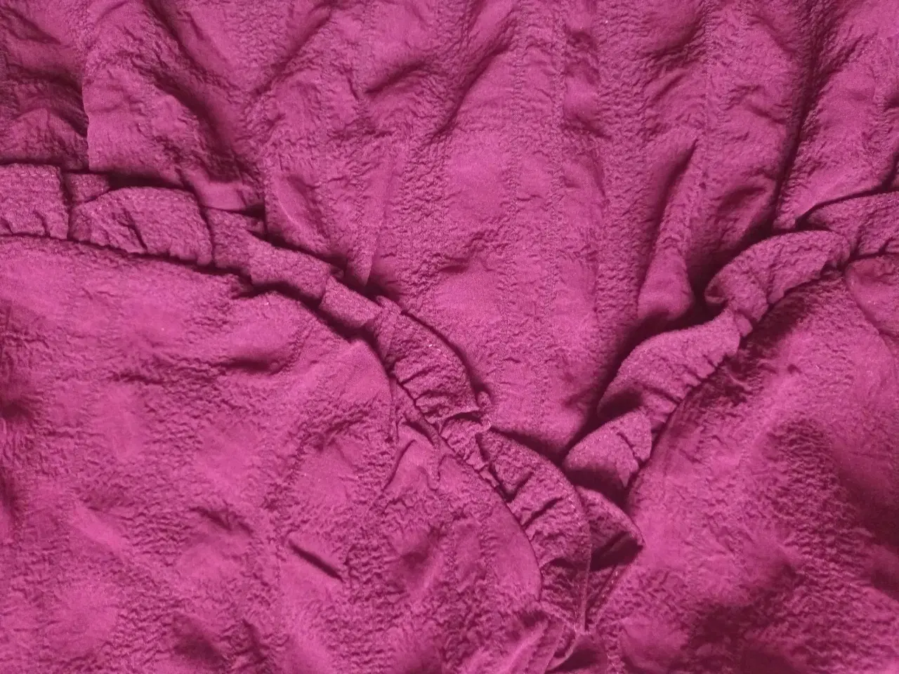 Billede 5 - Flot bluse i smuk farve.