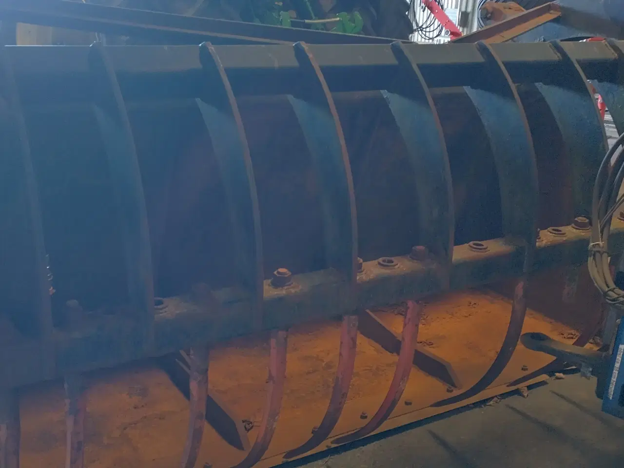 Billede 2 - Skovl med klo