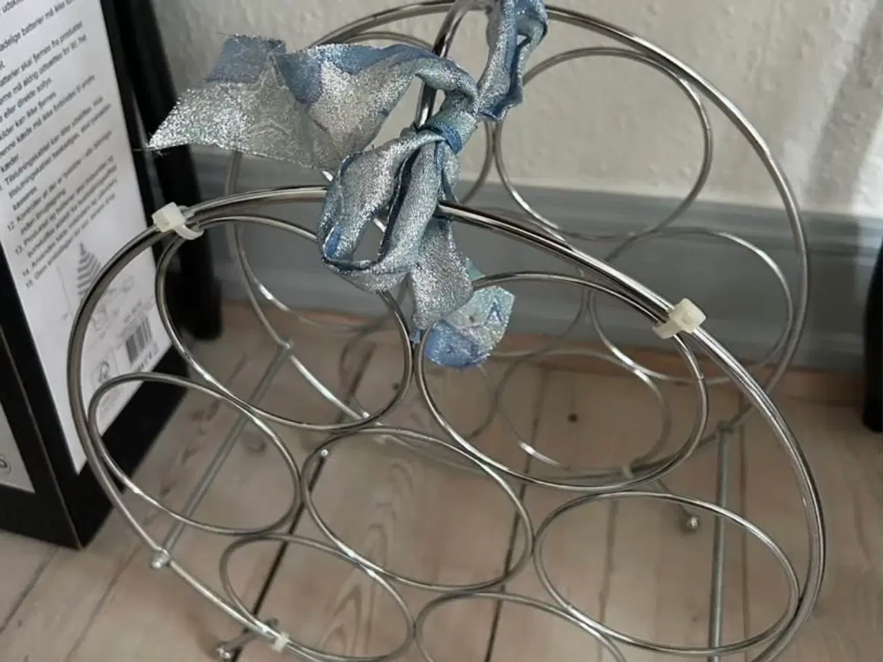 Billede 3 - Vinreol med plads til 9 flasker