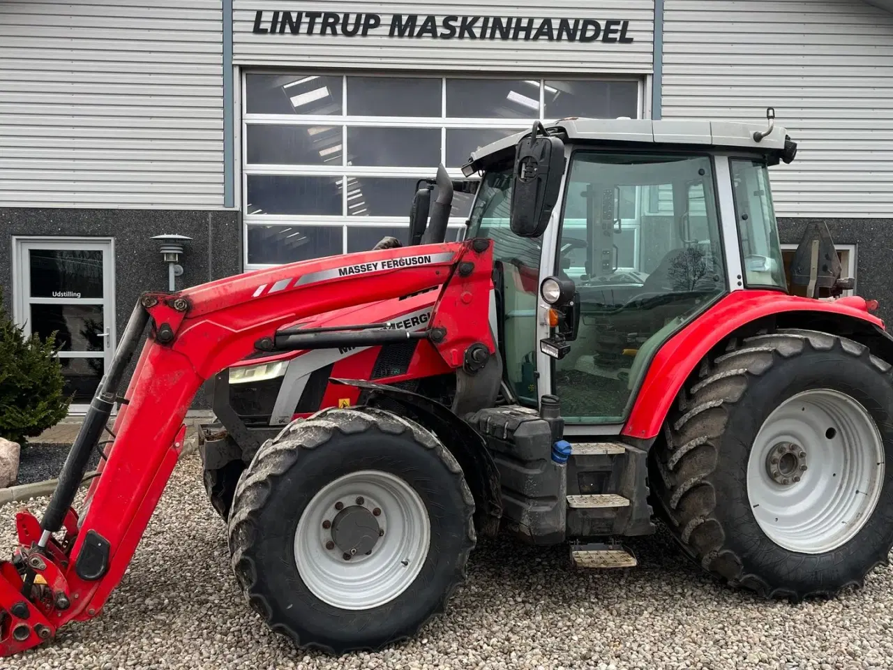 Billede 1 - Massey Ferguson 5S.125 Dyna4 med frontlæsser