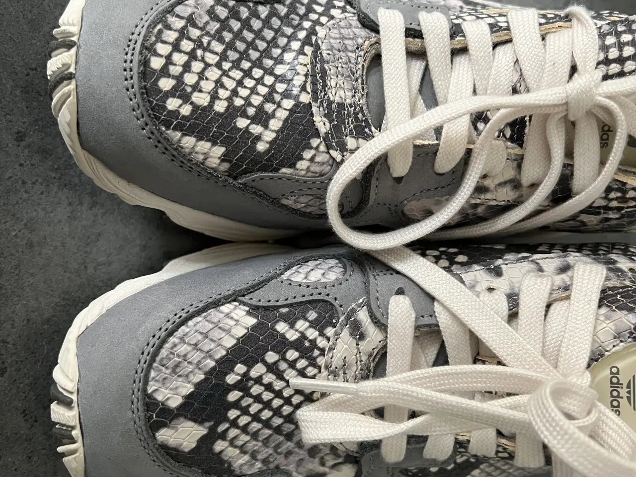 Billede 5 - Adidas sneakers slangeskin look
