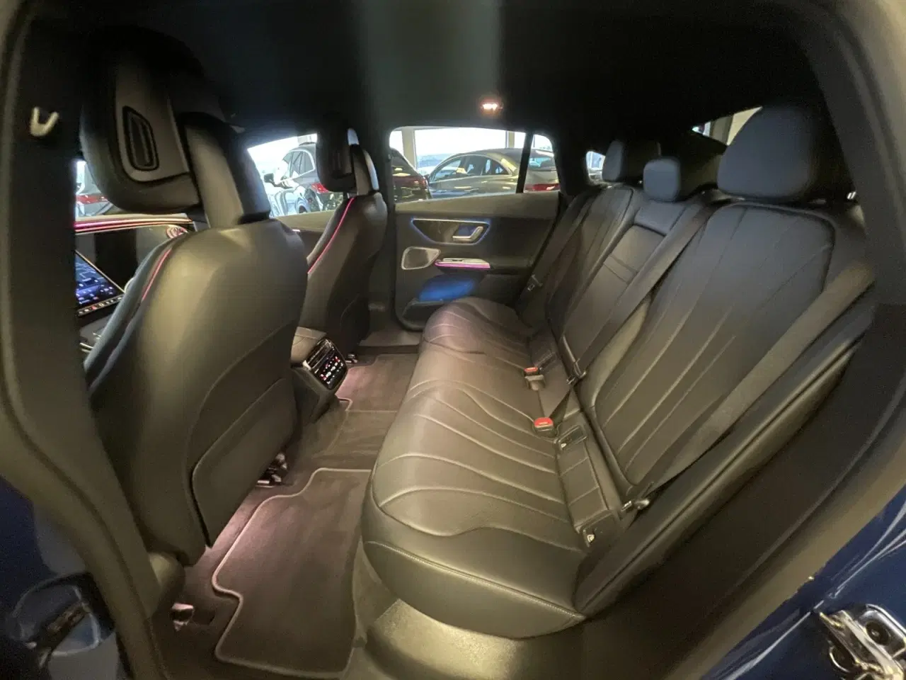 Billede 12 - Mercedes EQE350+  Electric Art