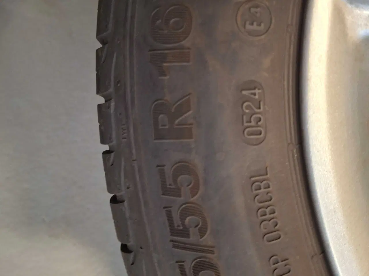 Billede 8 - Ford 16 tommer alufælge med næsten nye dæk