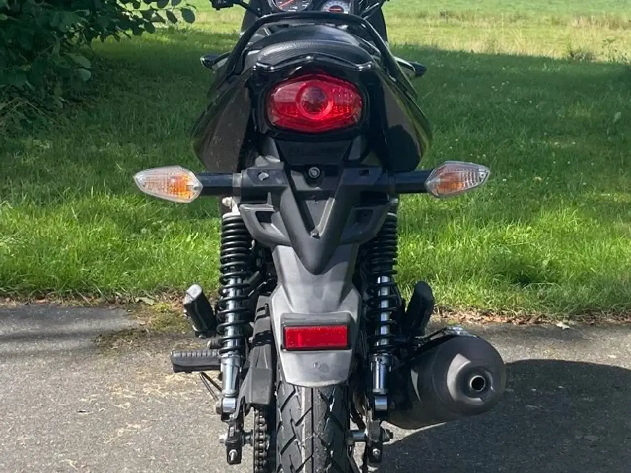 Billede 4 - Honda CBF 125. Økonomisk begynder /pendler mc.
