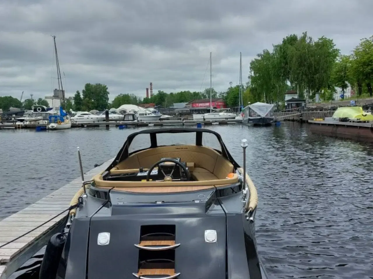 Billede 4 - Corsiva 595 Tender - 40 HK Yamaha/Udstyr