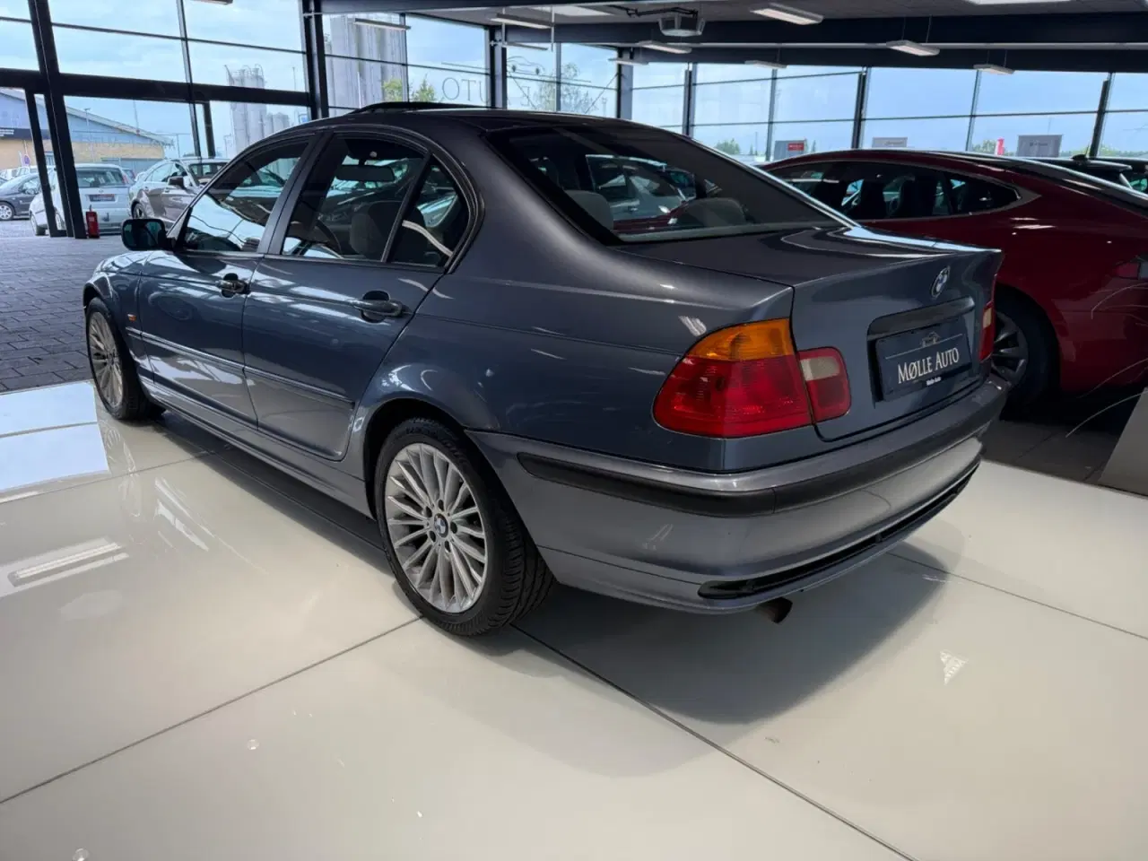 Billede 4 - BMW 318i 1,9 aut.