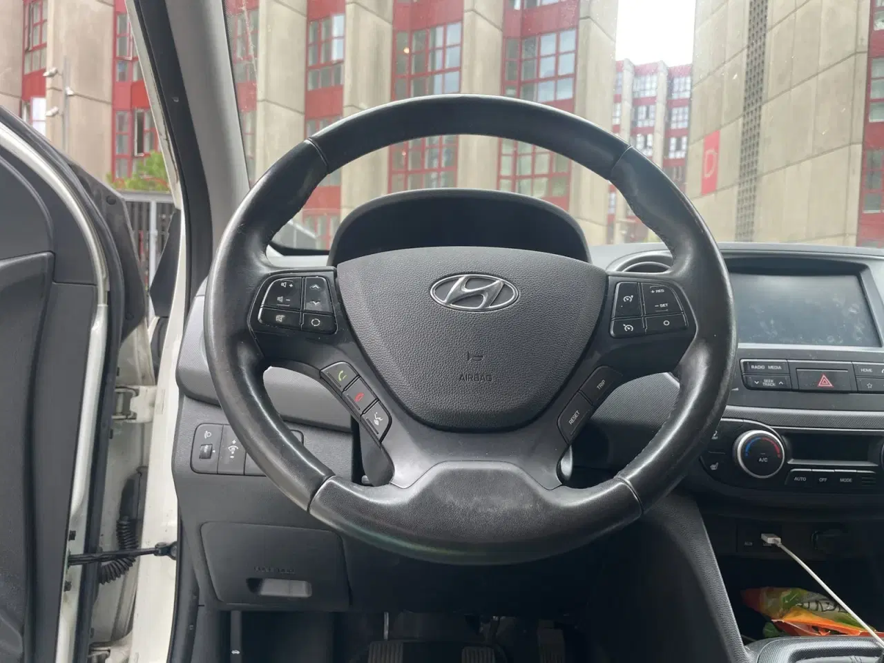 Billede 11 - Hyundai i10 1,0 Trend Sun