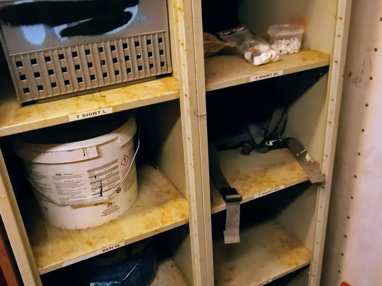 Billede 2 - Stål reol (185x80x55)