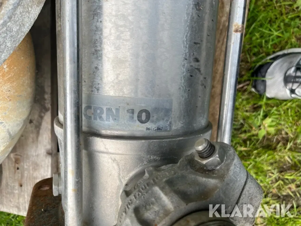 Billede 8 - Motor/Pumpe og diverse andre metaldele