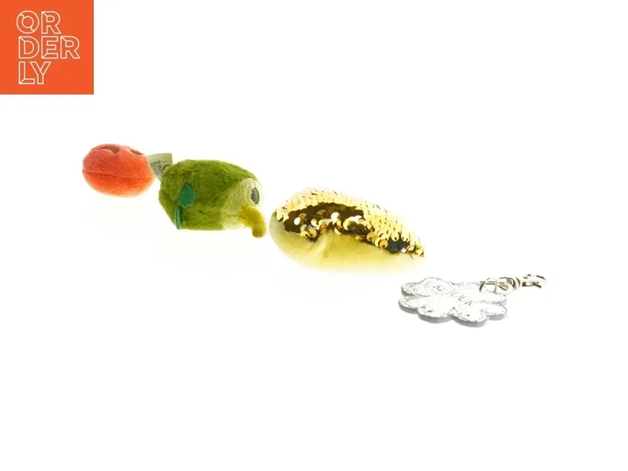 Billede 3 - Vedhæng med design af frugt og dyrefigurer (str. 5 cm til 9 cm)