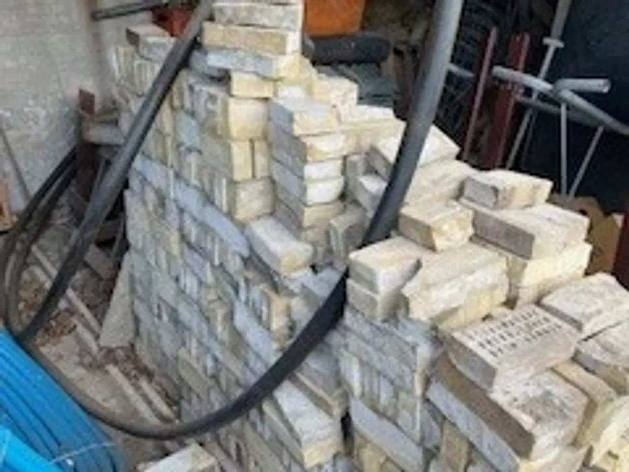 Billede 6 - Gule håndrensede mursten 