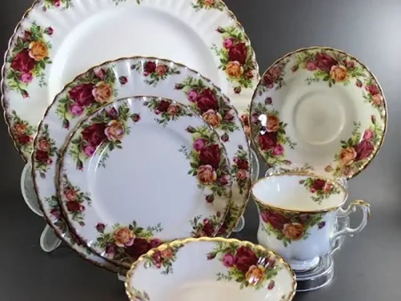 Billede 3 - Old Country Roses Royal Albert stel