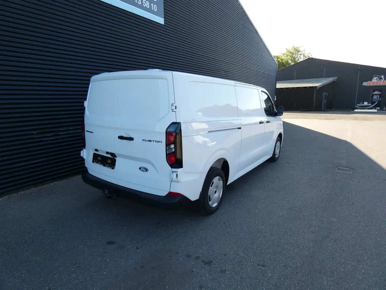 Billede 2 - Ford Transit Custom 300 L2H1 2,0 EcoBlue Trend 136HK Van 8g Aut.