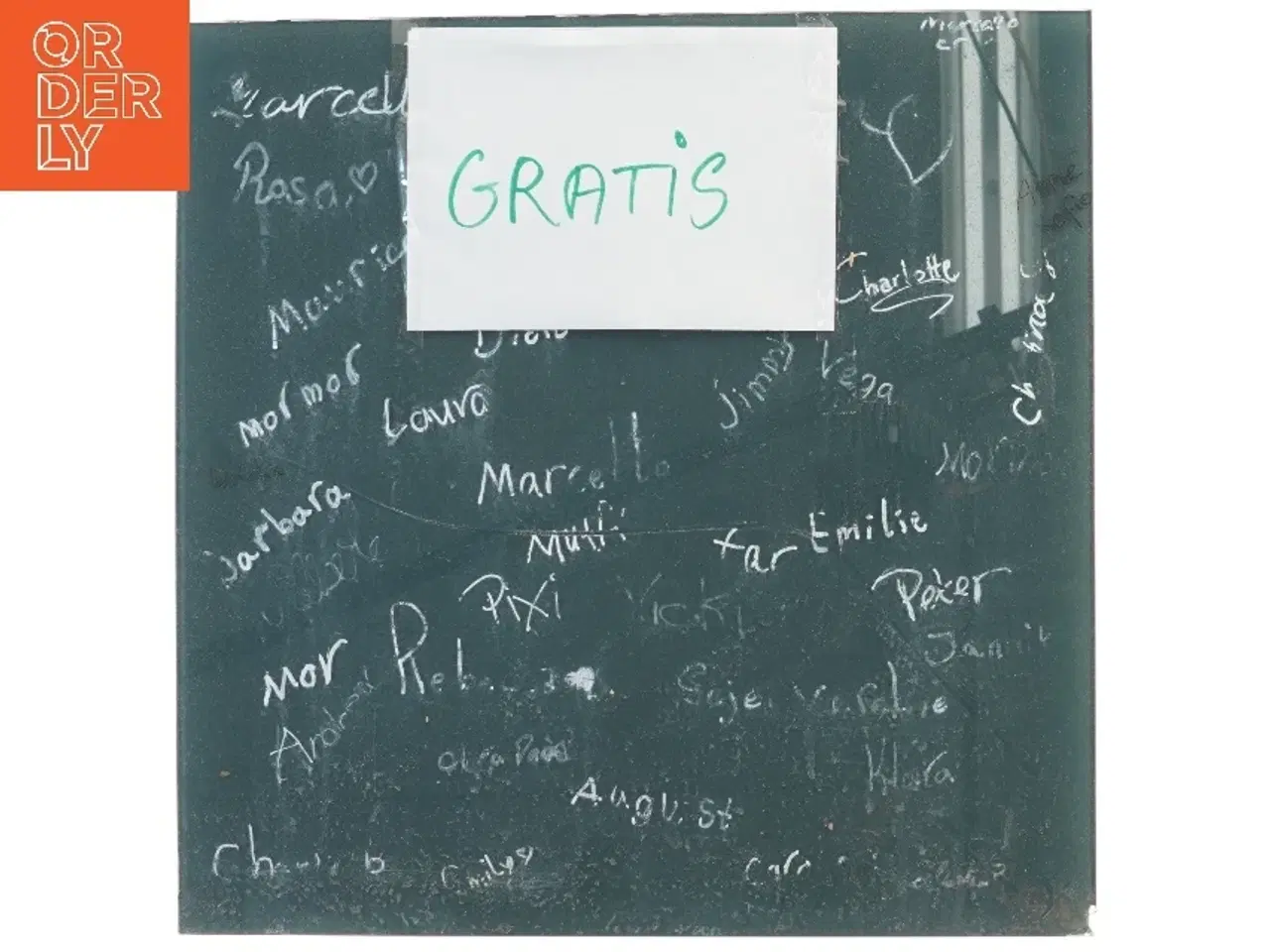 Billede 1 - Magnetskilt med navne (str. 45x45 cm)