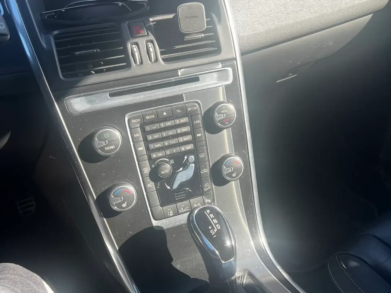 Billede 8 - Volvo XC60 2,4 D5 215 R-Design aut. AWD Van